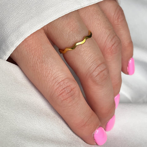 Waves Ring